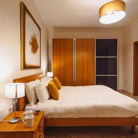 Lejlighed Spacious 3br Retreat Overlooking Marina *