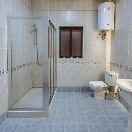 Spacious 3br Retreat Overlooking Marina Lejlighed