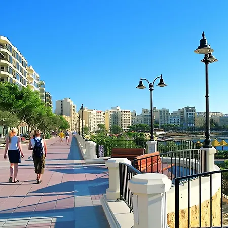 Spacious 3br Retreat Overlooking Marina * Msida