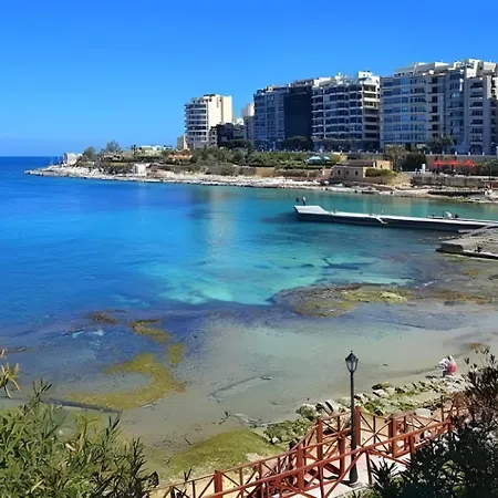 Apartment Spacious 3br Retreat Overlooking Marina